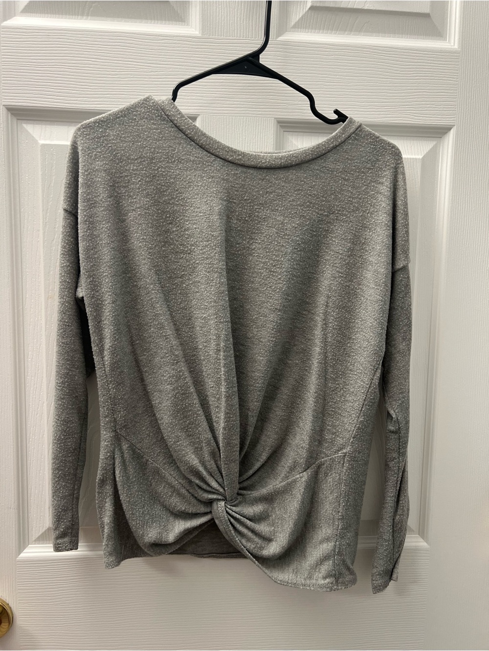 Gray Twist-Knot Long Sleeve Pullover